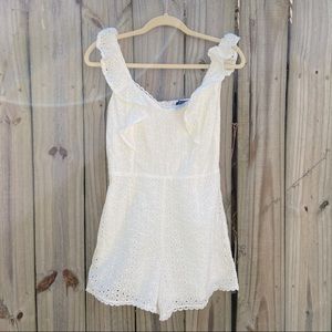 A’gaci Ivory Romper 🤍